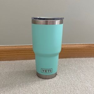 Yeti Rambler 30oz, teal, good condition